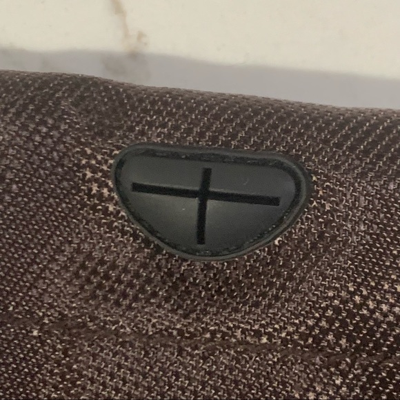 Adidas drawstring lightweight backpack in brown and pink - Picture 4 of 8